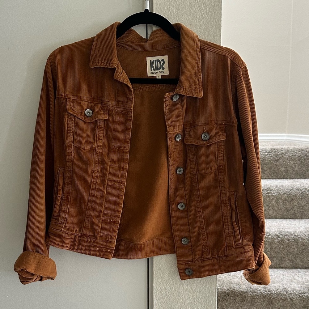 Kids made here brand jacket size small rust / brown colored